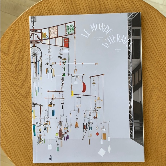 Le Monde D’Hermes - Picture 1 of 7